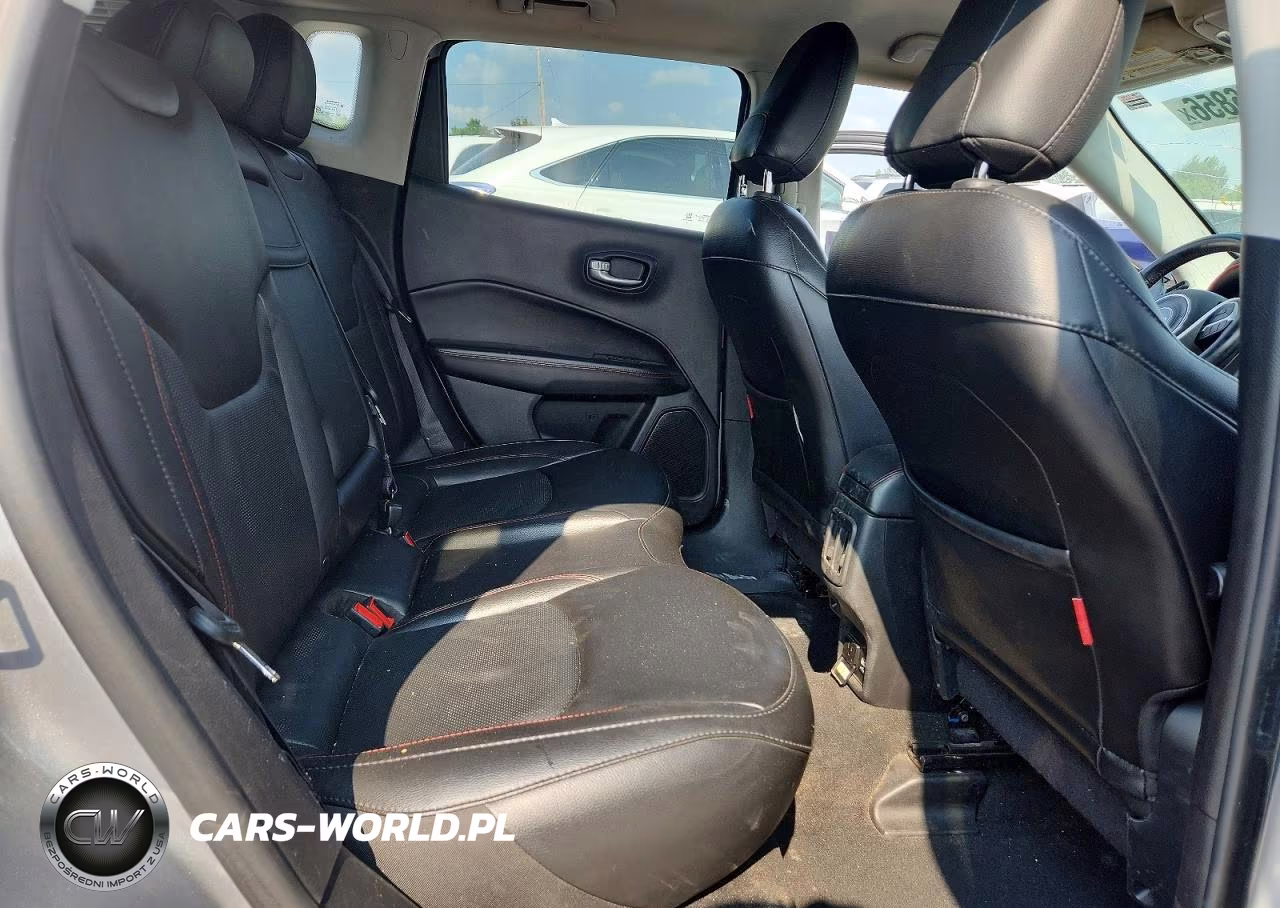 2019 Jeep Compass Trailhawk VIN:3C4NJDDB9KT790300 - 11