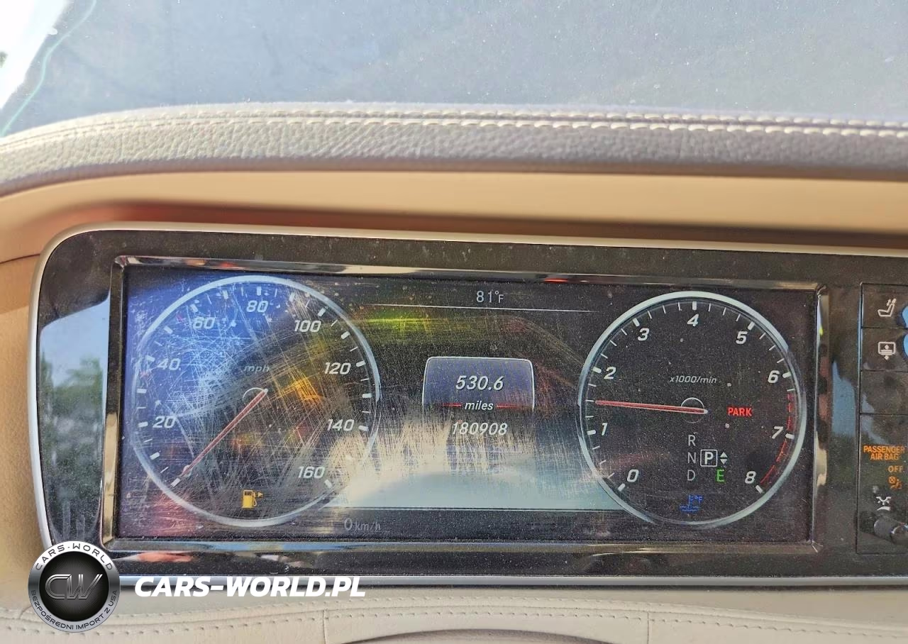 2016 Mercedes-Benz S 550 4Matic VIN:WDDUG8FB6GA205353 - 9