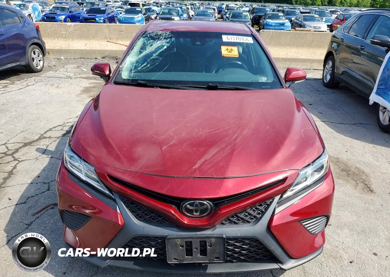 2018 Toyota Camry Se VIN:4T1B11HK2JU541526 - 5