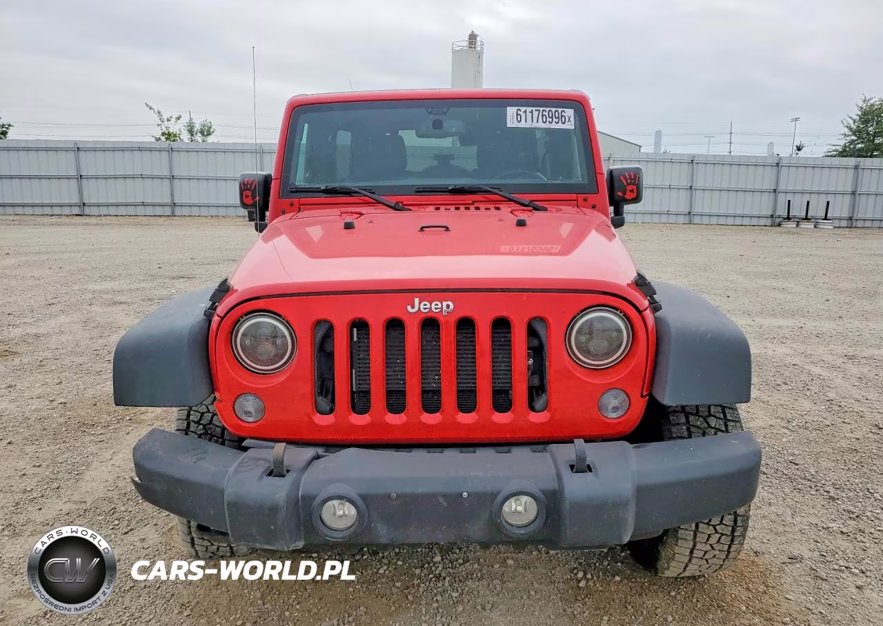 2016 Jeep Wrangler Unlimited Rubicon VIN:1C4BJWFGXGL240338 - 5