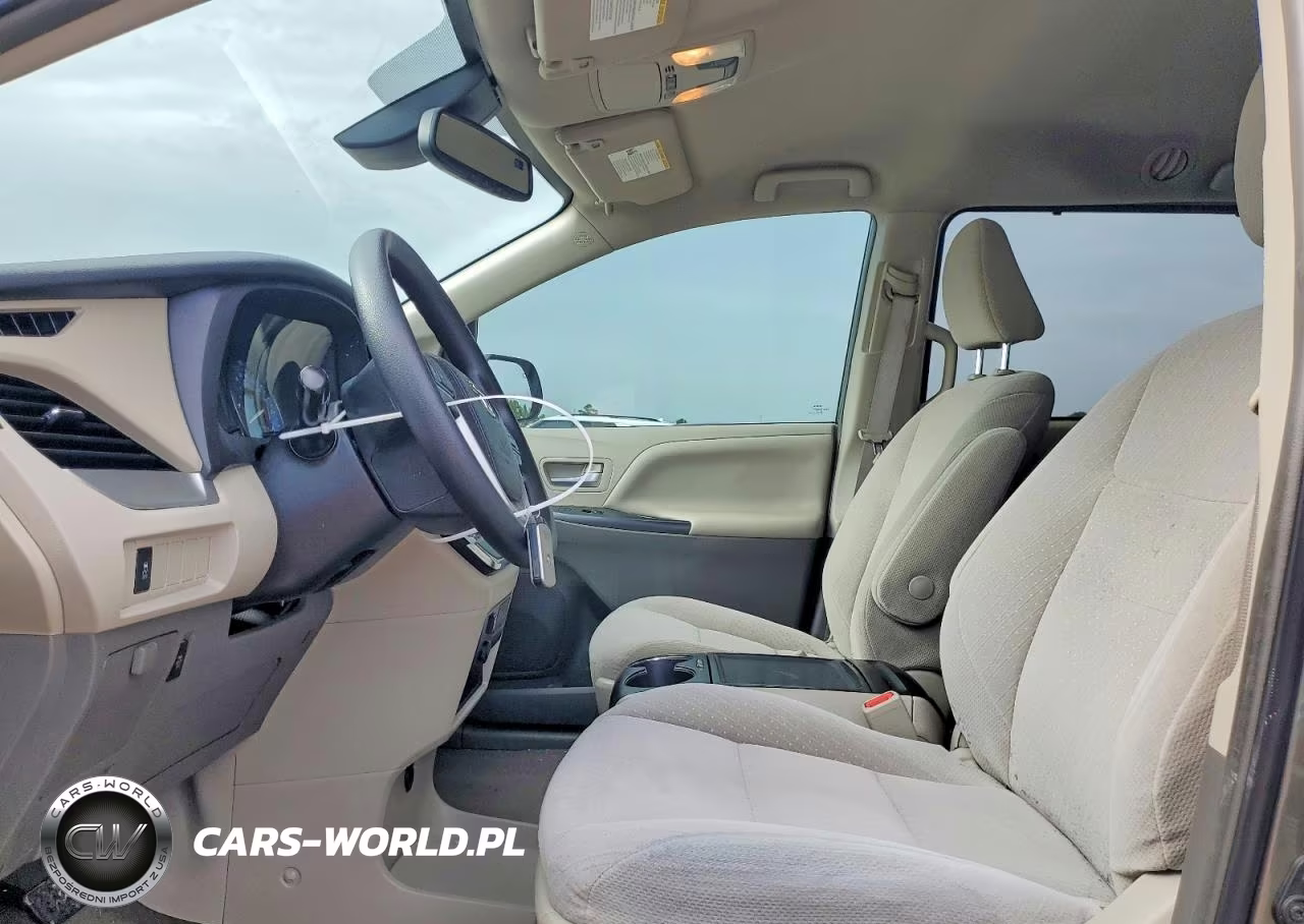 2019 Toyota Sienna Le VIN:5TDKZ3DC6KS981830 - 7