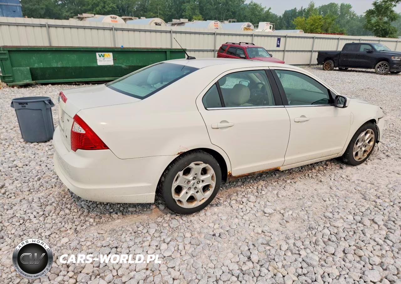 2011 Ford Fusion Se VIN:3FAHP0HAXBR285407 - 3