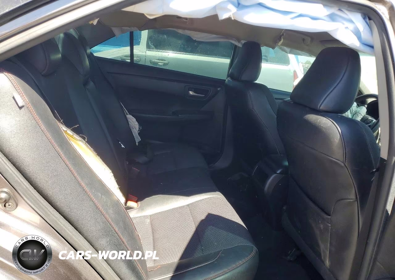 2016 Toyota Camry Se VIN:4T1BF1FK1GU244423 - 10