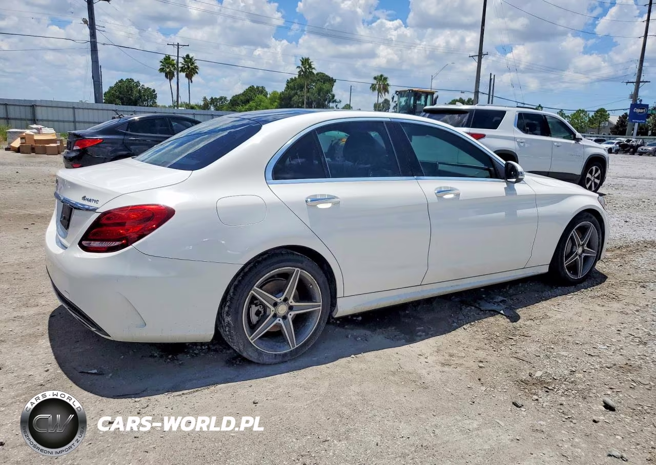 2016 Mercedes-Benz C 300 4Matic VIN:WDDWF4KBXGR130345 - 3