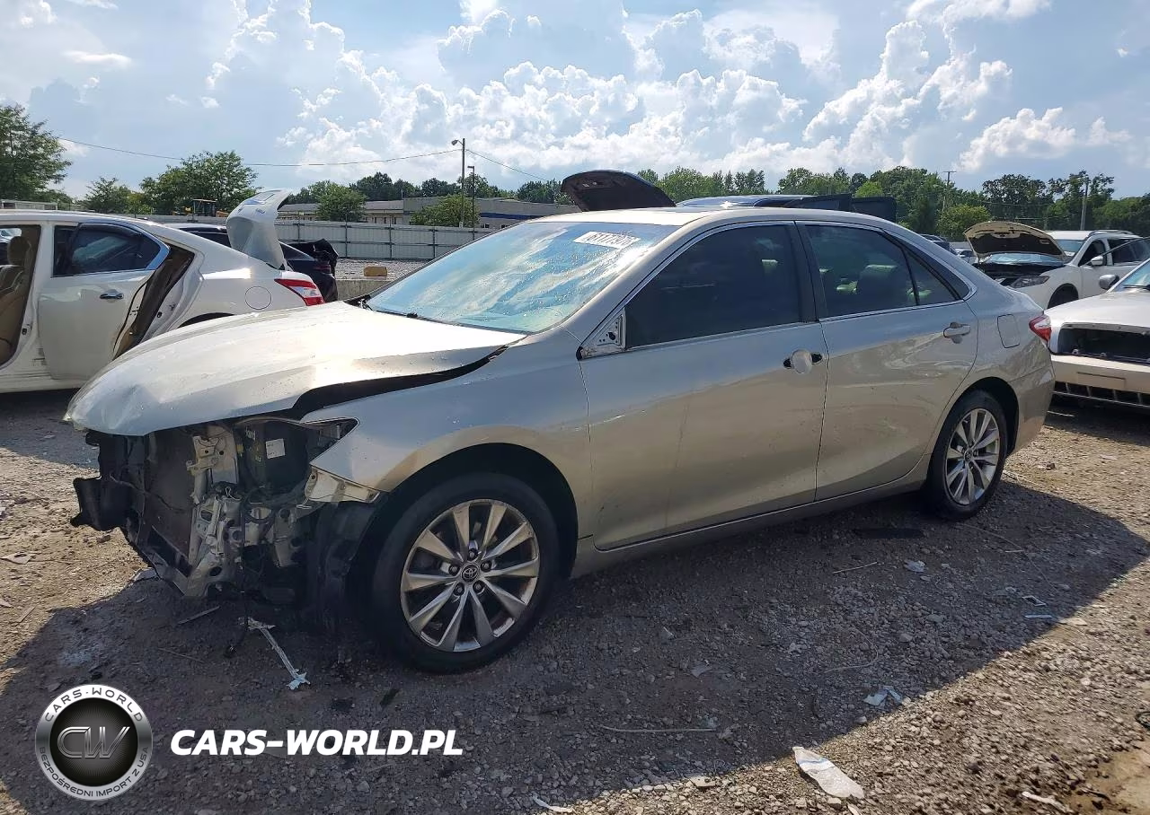 2015 Toyota Camry Xle – zdjęcie 1 z 12