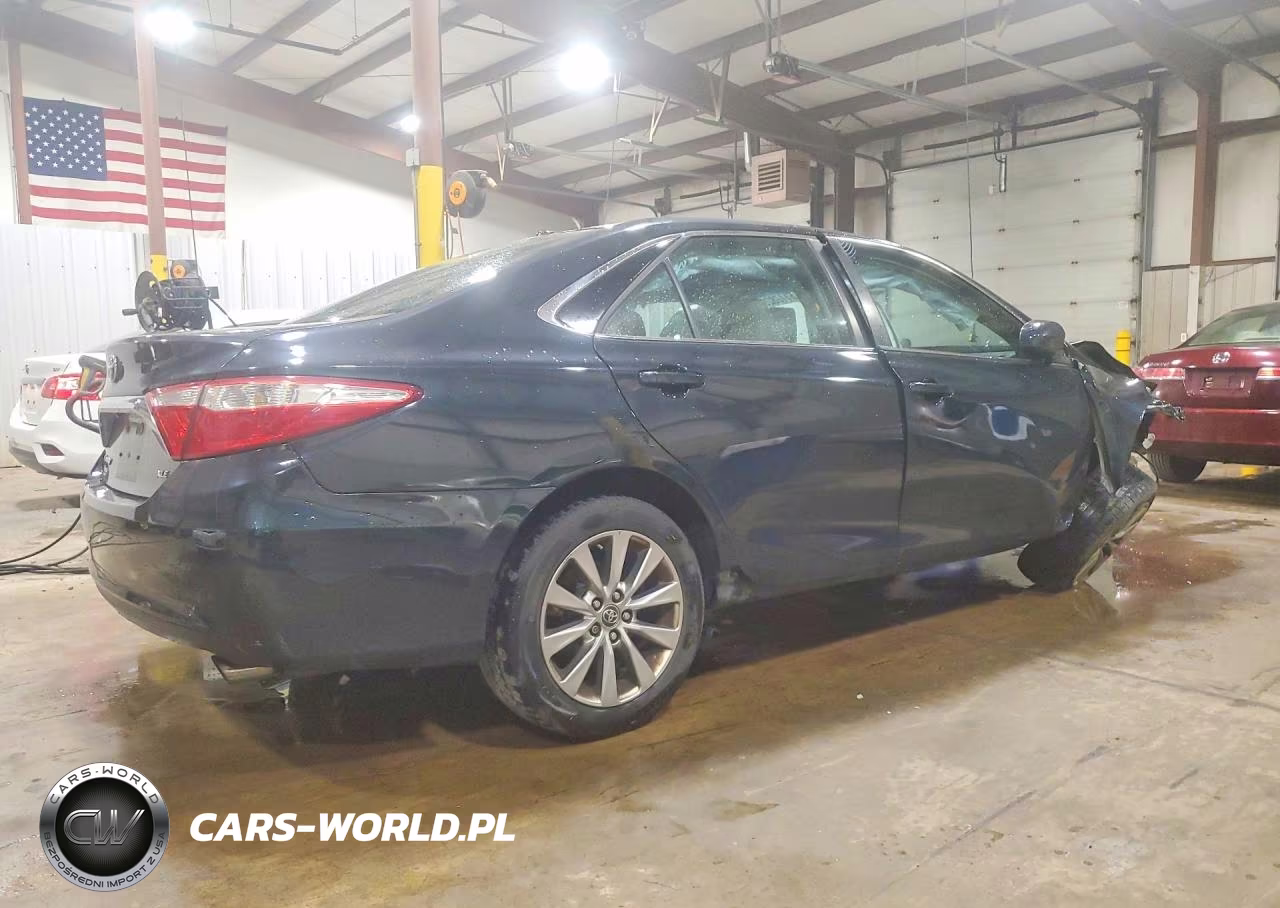 2015 Toyota Camry Xle VIN:4T4BF1FK4FR488460 - 3