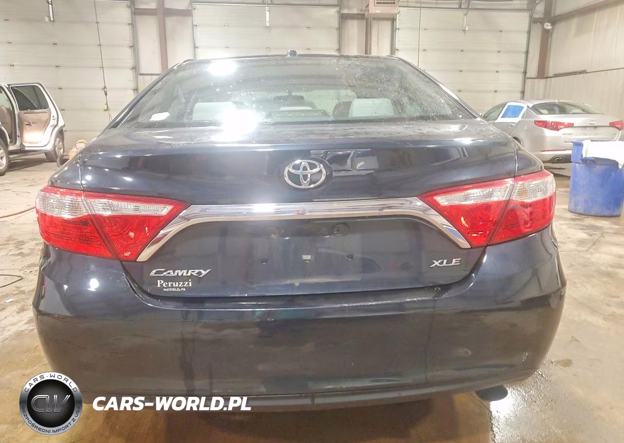 2015 Toyota Camry Xle VIN:4T4BF1FK4FR488460 - 6