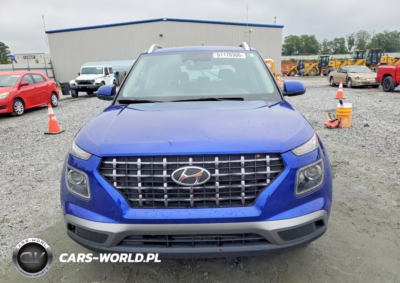 2023 Hyundai Venue Sel VIN:KMHRC8A33PU241104 - 5