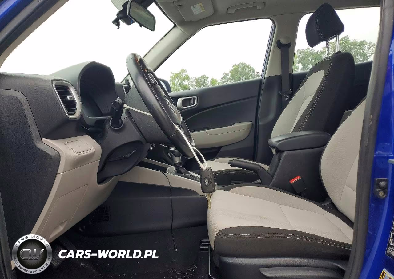 2023 Hyundai Venue Sel VIN:KMHRC8A33PU241104 - 7