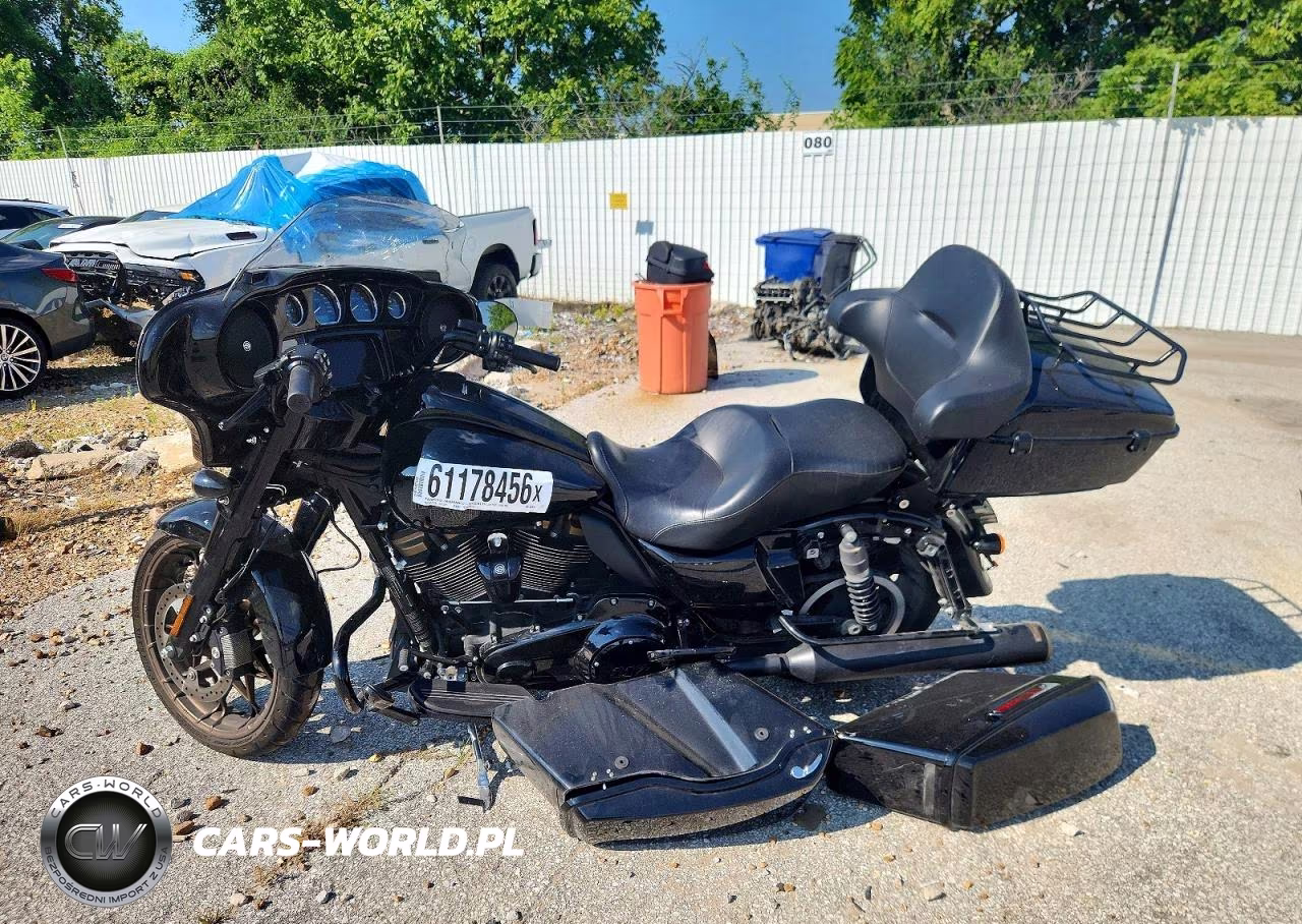 2022 Harley-Davidson Flhxst VIN:1HD1ABL14NB665690 - 3