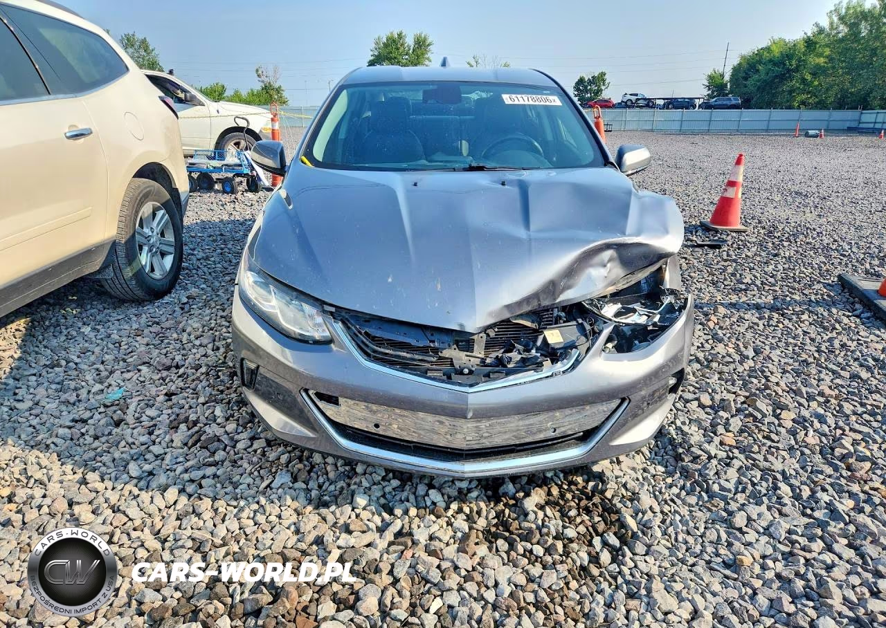 2018 Chevrolet Volt Premier VIN:1G1RB6S51JU157777 - 5