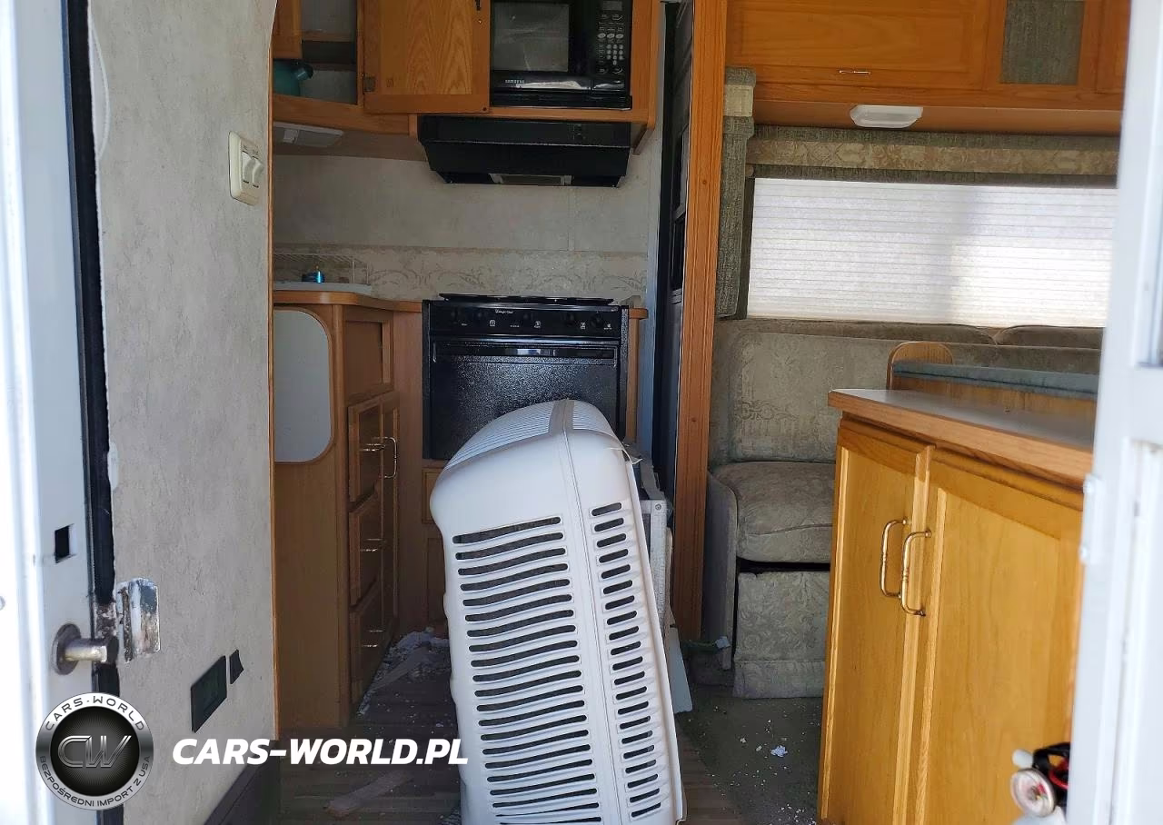 2003 Winnebago Minnie Rv VIN:1FDXE45S73HB76403 - 6