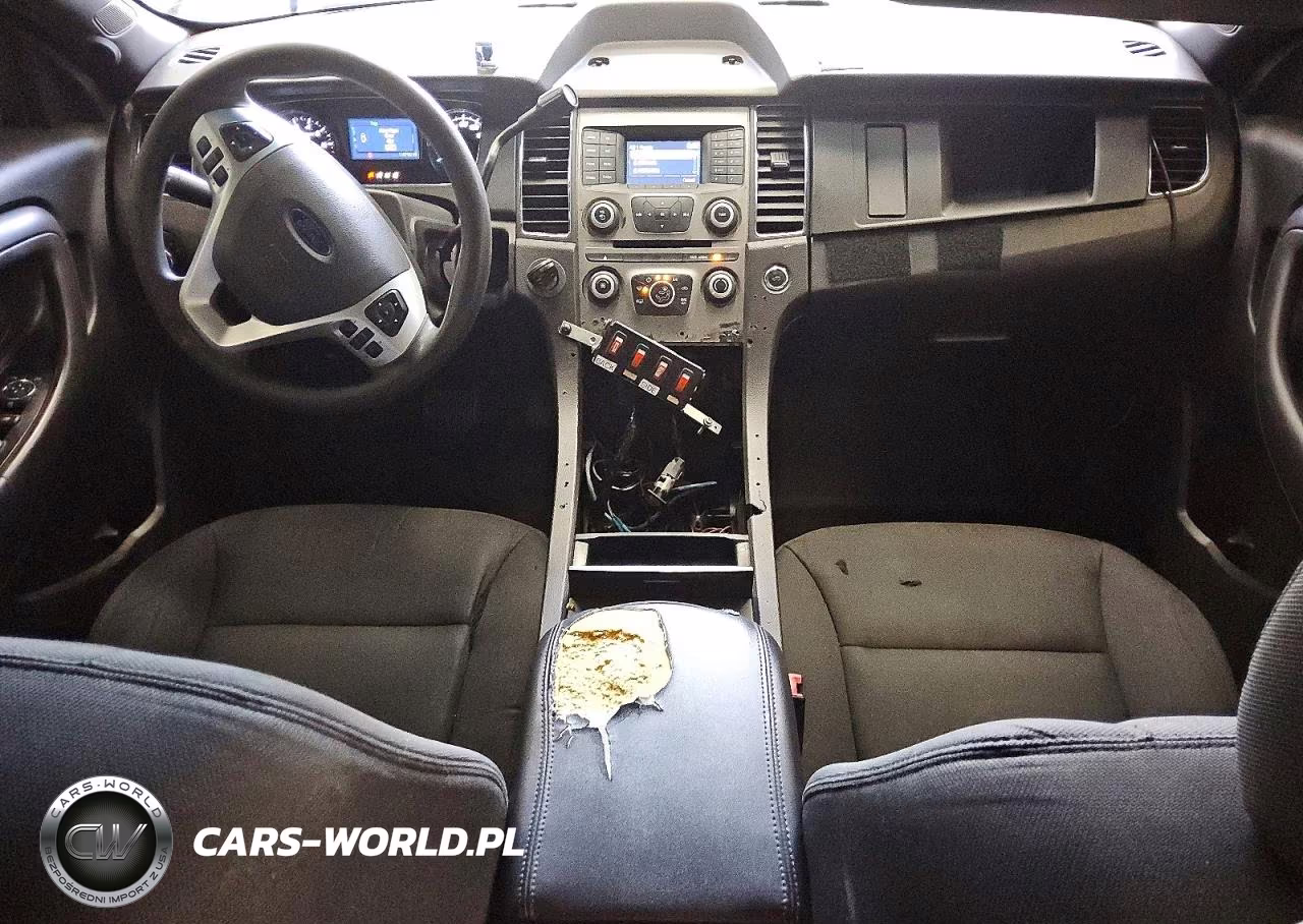 2017 Ford Taurus Police Interceptor VIN:1FAHP2MK5HG119905 - 8