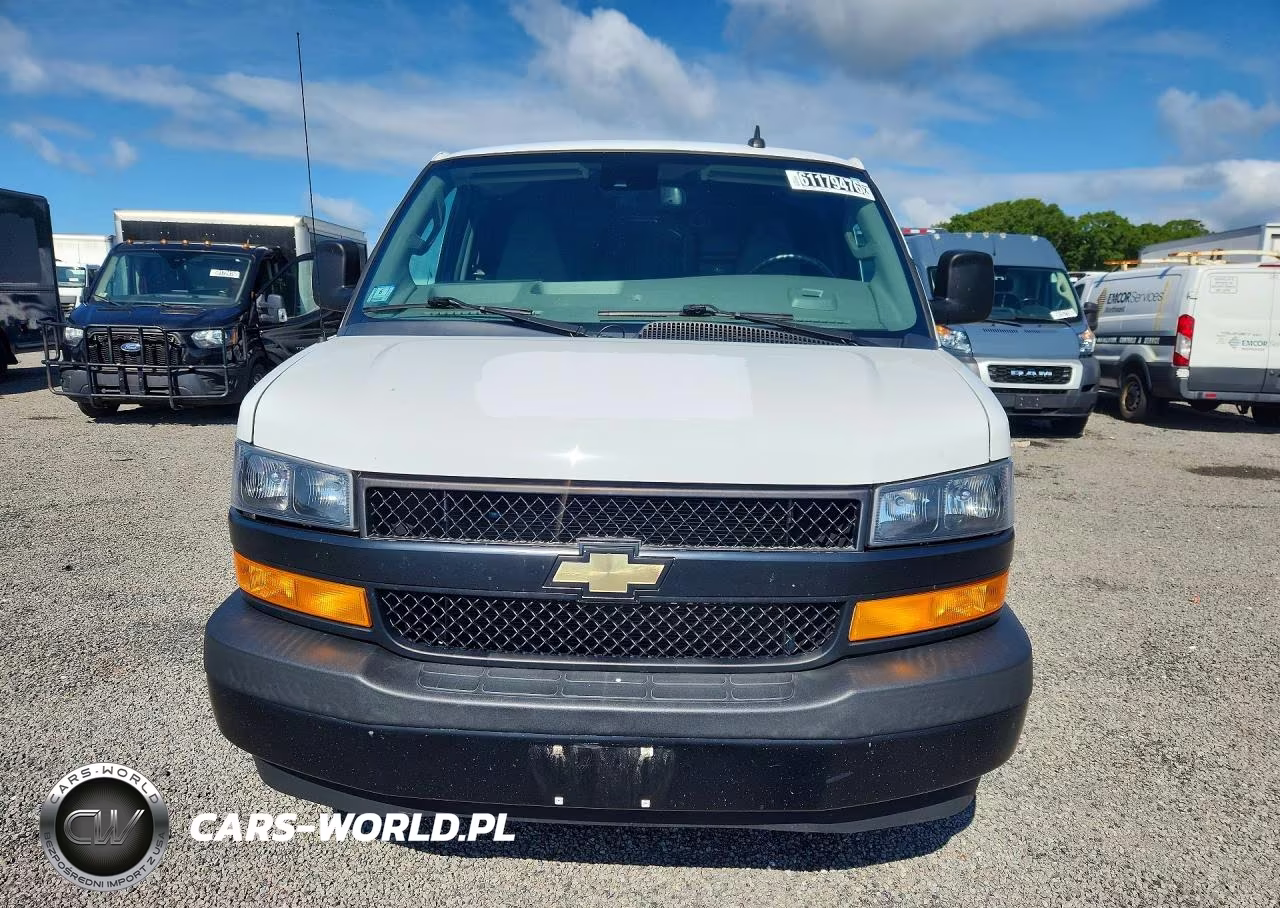 2022 Chevrolet Express G2500 VIN:1GCWGAFP2N1167882 - 5