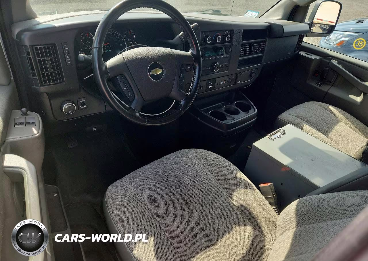 2022 Chevrolet Express G2500 VIN:1GCWGAFP2N1167882 - 8