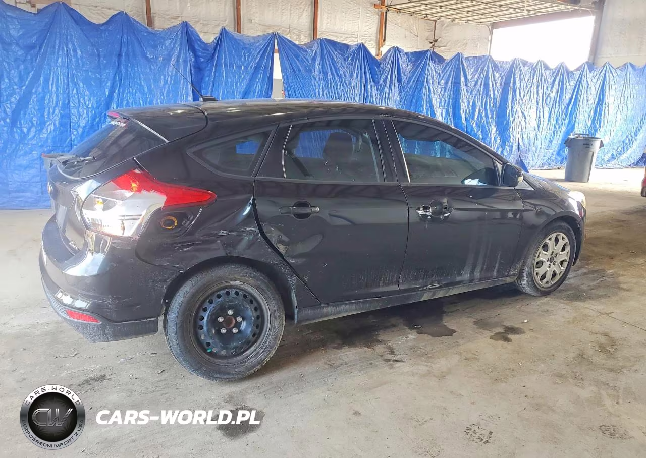 2012 Ford Focus Se VIN:1FAHP3K26CL370795 - 3