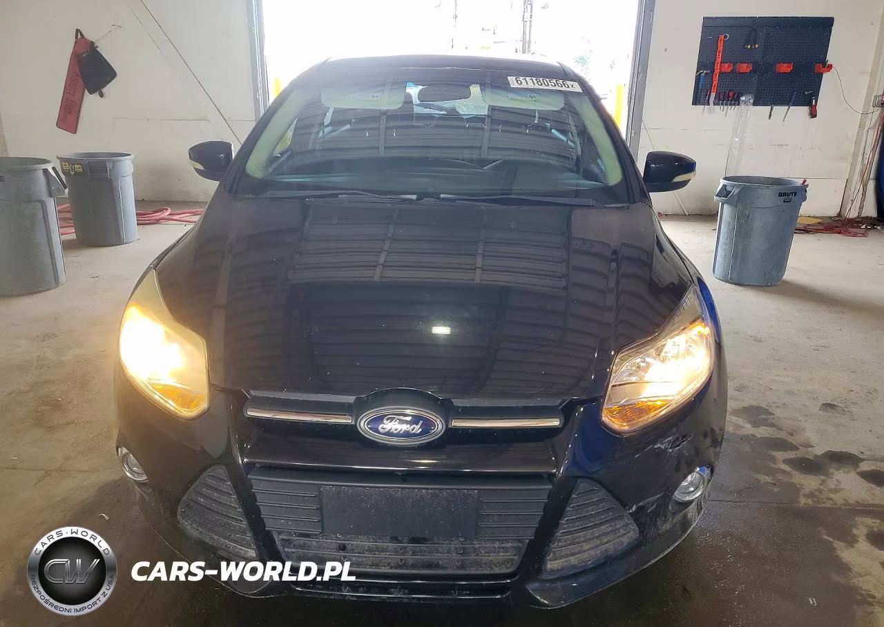 2012 Ford Focus Se VIN:1FAHP3K26CL370795 - 5