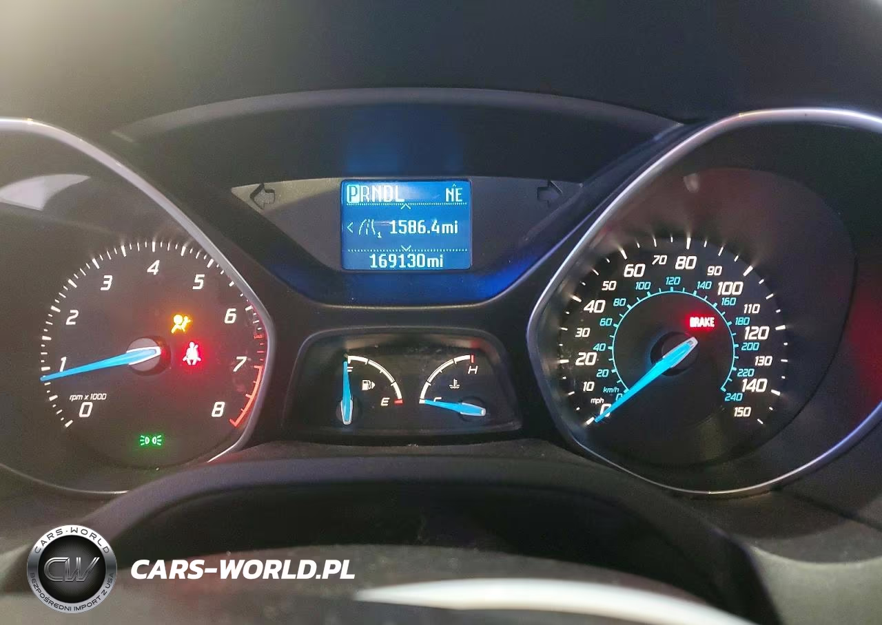 2012 Ford Focus Se VIN:1FAHP3K26CL370795 - 9