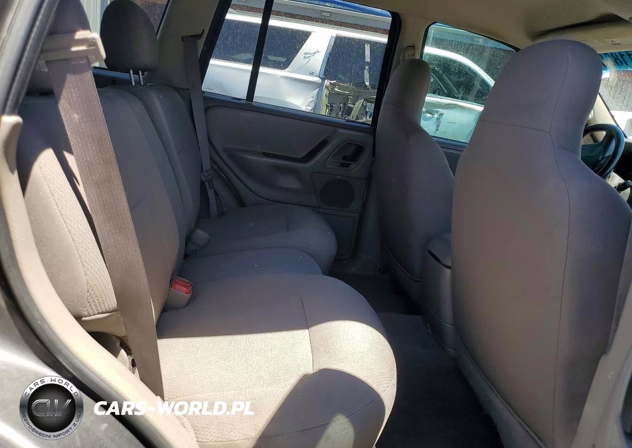 2004 Jeep Grand Cherokee Laredo VIN:1J4GW48S04C331184 - 11