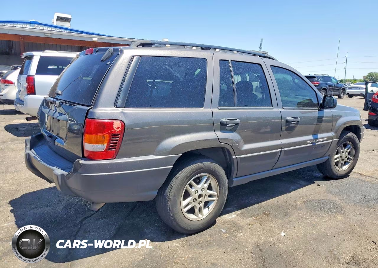 2004 Jeep Grand Cherokee Laredo VIN:1J4GW48S04C331184 - 3