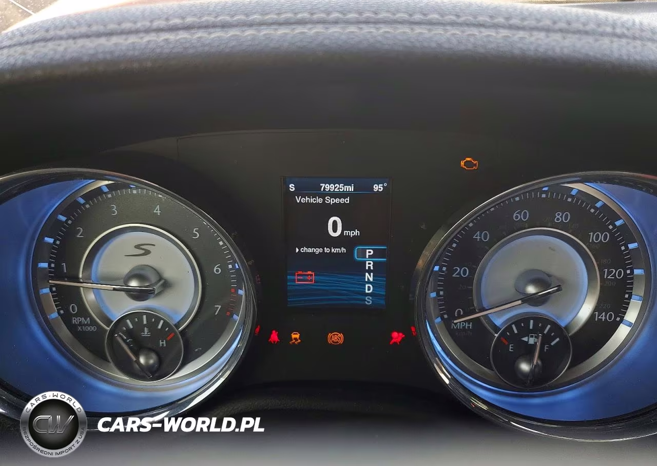 2014 Chrysler 300 S VIN:2C3CCABG2EH121625 - 9