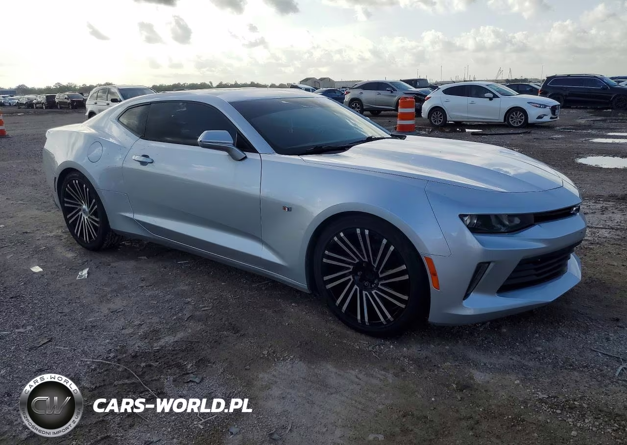 2018 Chevrolet Camaro Lt VIN:1G1FB1RX2J0186614 - 4