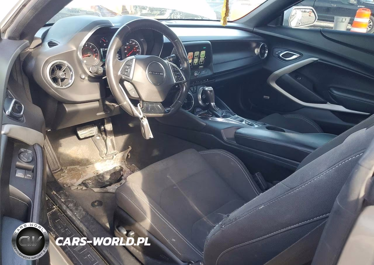2018 Chevrolet Camaro Lt VIN:1G1FB1RX2J0186614 - 8