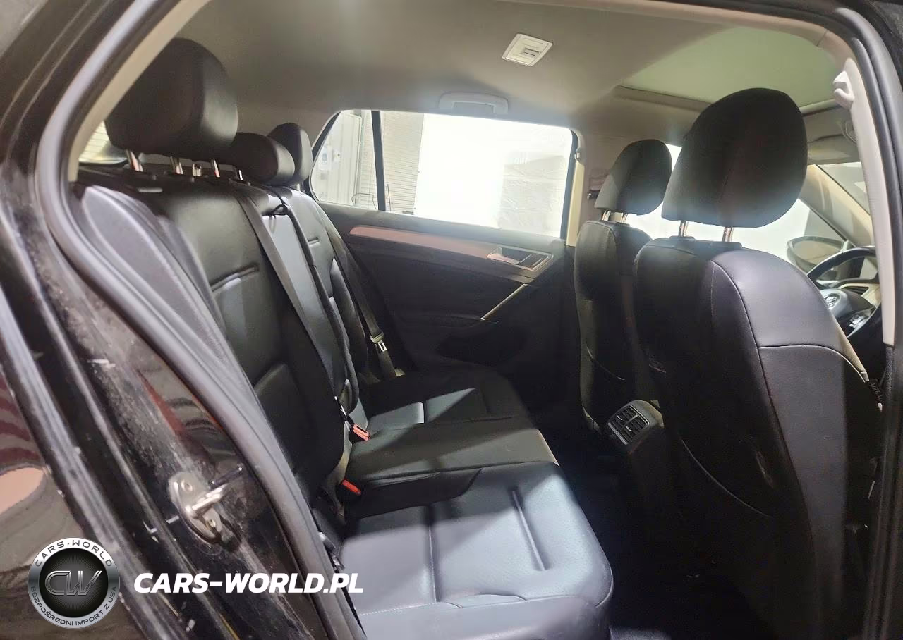 2017 Volkswagen Golf S VIN:3VW217AU9HM072286 - 10