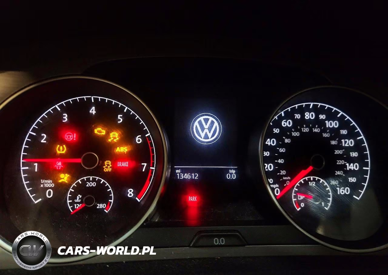 2017 Volkswagen Golf S VIN:3VW217AU9HM072286 - 9