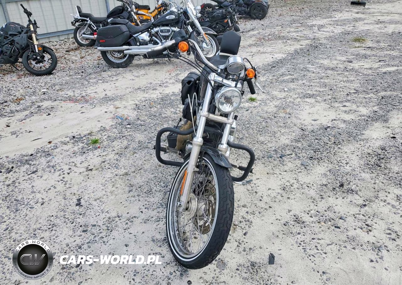 2015 Harley-Davidson Xl1200 V VIN:1HD1LF312FC418424 - 2