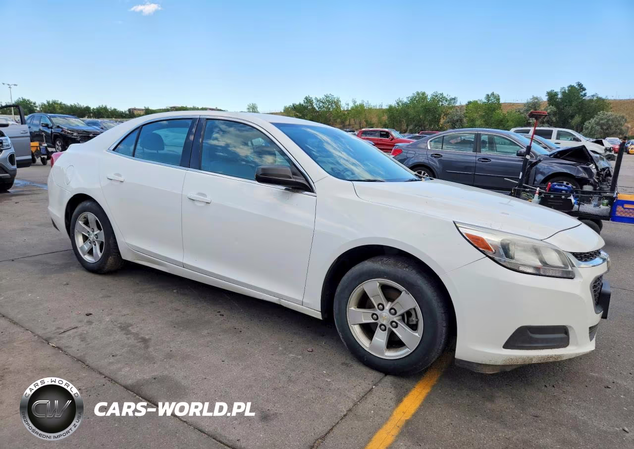 2014 Chevrolet Malibu Ls VIN:1G11A5SL5EF277763 - 4