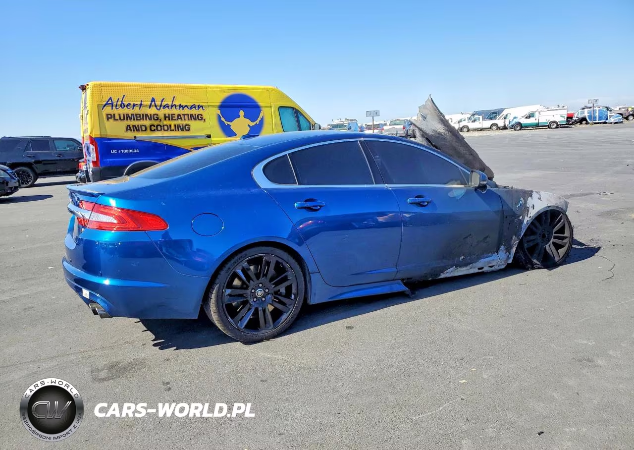 2012 Jaguar Xf R VIN:SAJWA0JC3CMS46524 - 3