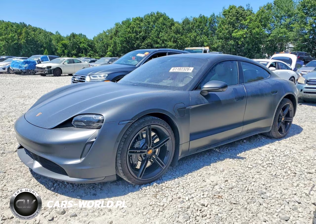 2022 Porsche Taycan Turbo