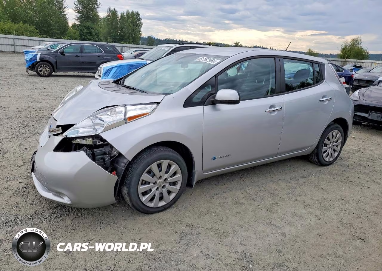 2015 Nissan Leaf S