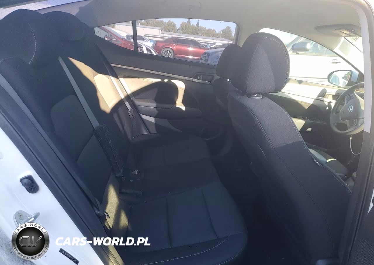 2018 Hyundai Elantra Sel VIN:5NPD84LF9JH241335 - 10