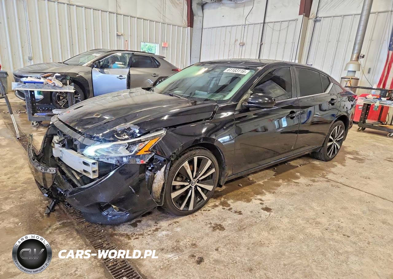 2020 Nissan Altima Sr – zdjęcie 1 z 12