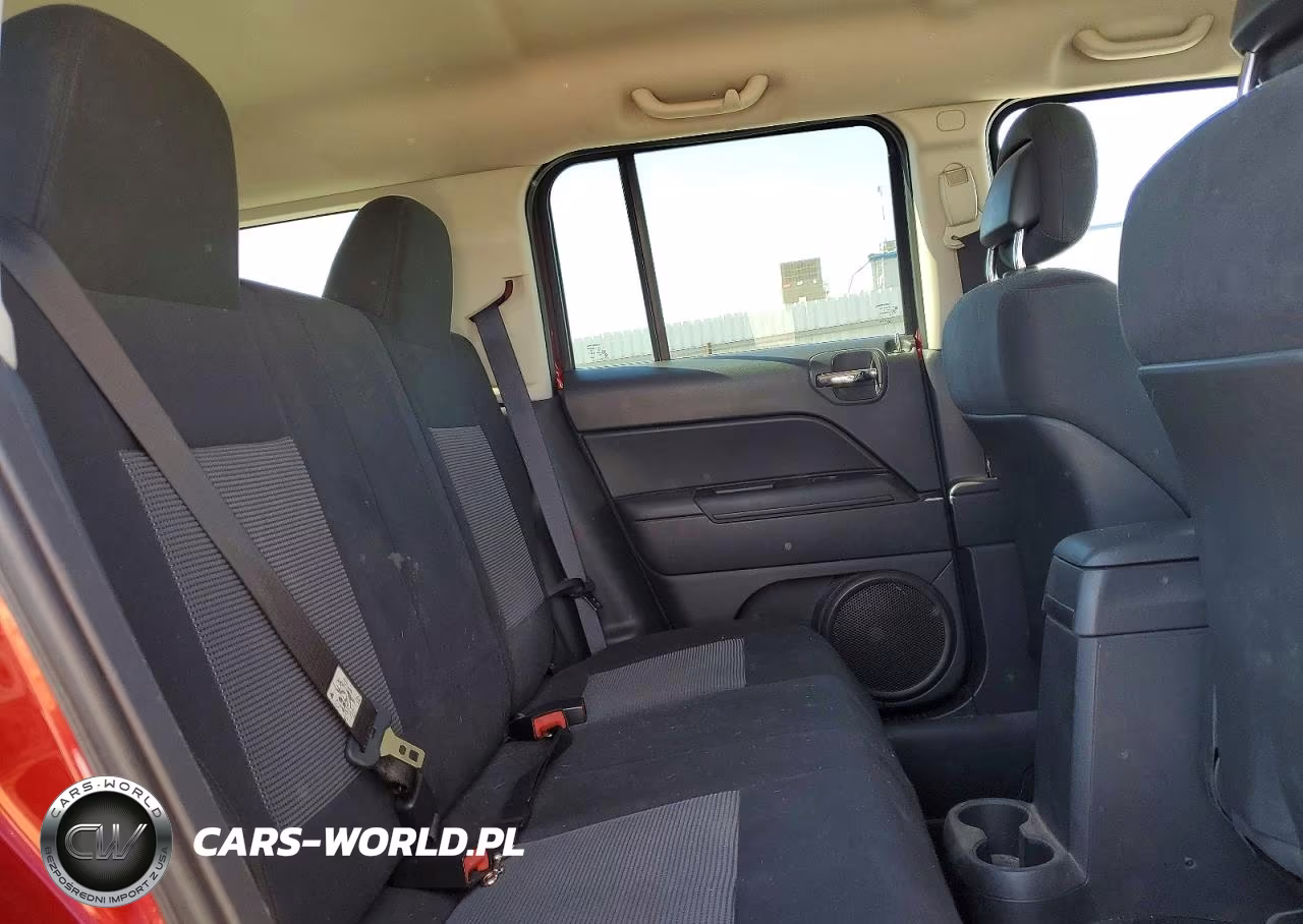 2012 Jeep Patriot Latitude VIN:1C4NJPFA9CD548507 - 10