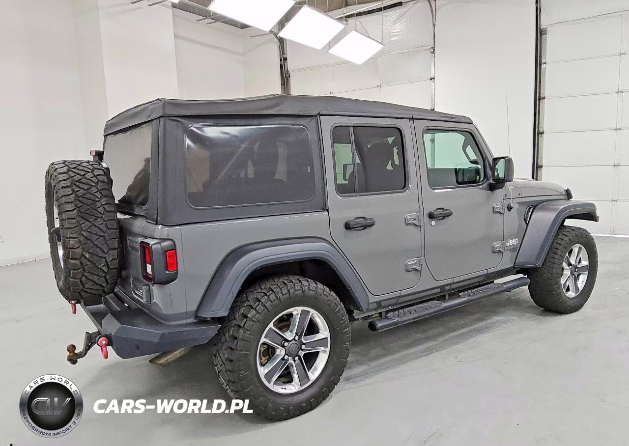 2019 Jeep Wrangler Unlimited Sport VIN:1C4HJXDG5KW578305 - 3