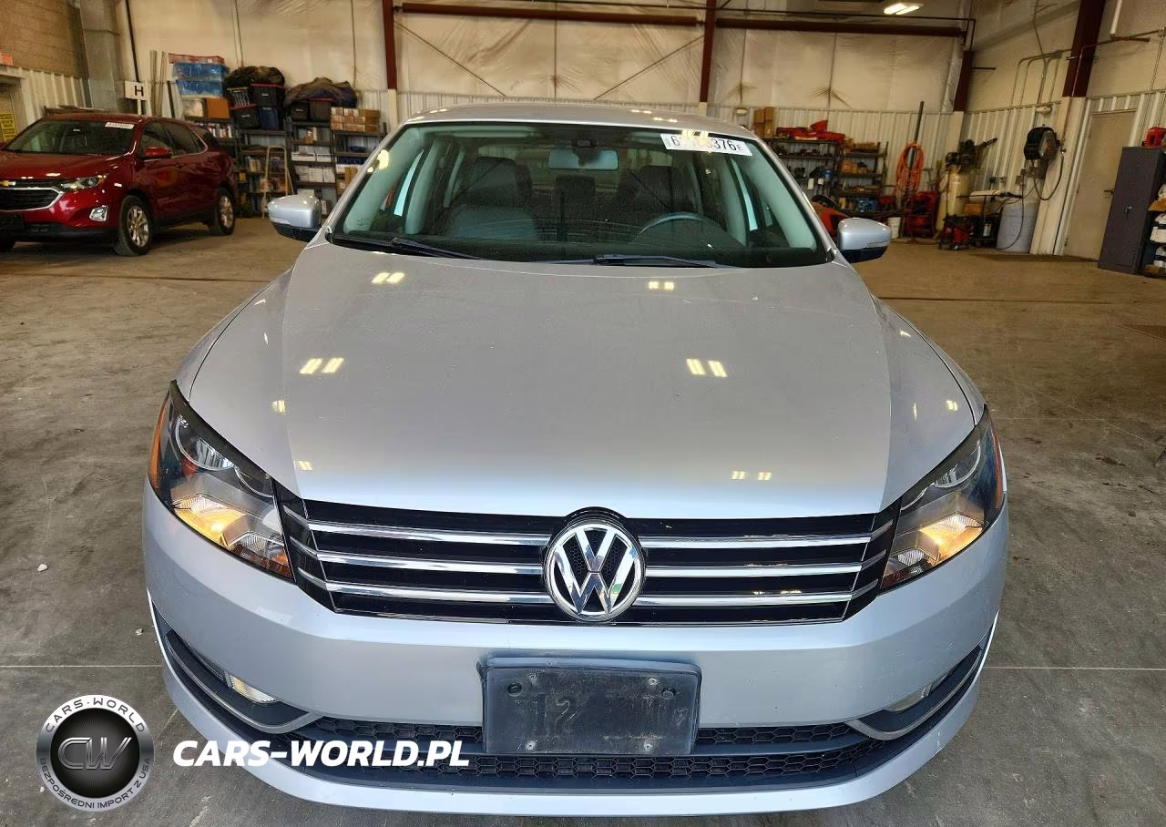 2015 Volkswagen Passat S VIN:1VWAS7A32FC123030 - 5