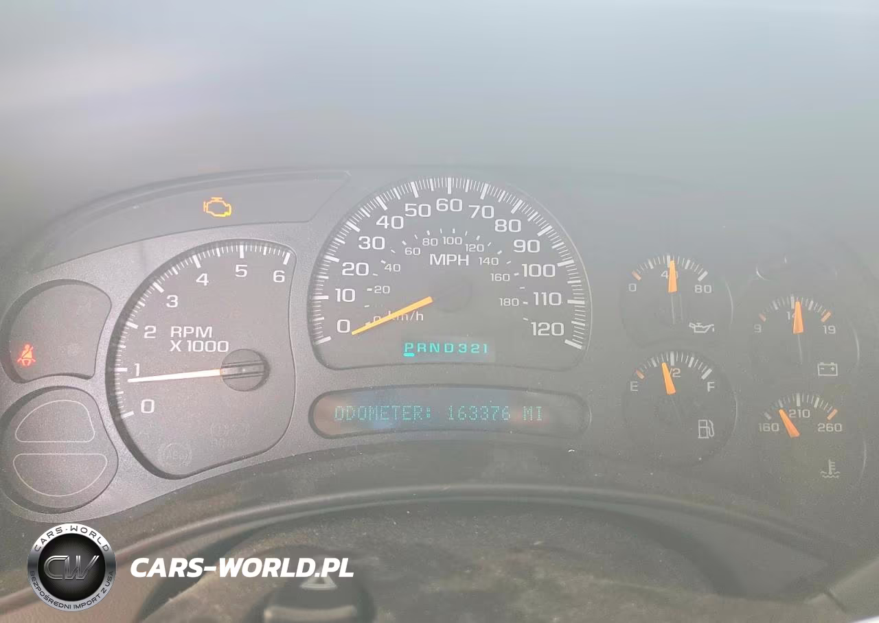 2005 Chevrolet Tahoe C1500 VIN:1GNEC13T45R124470 - 9