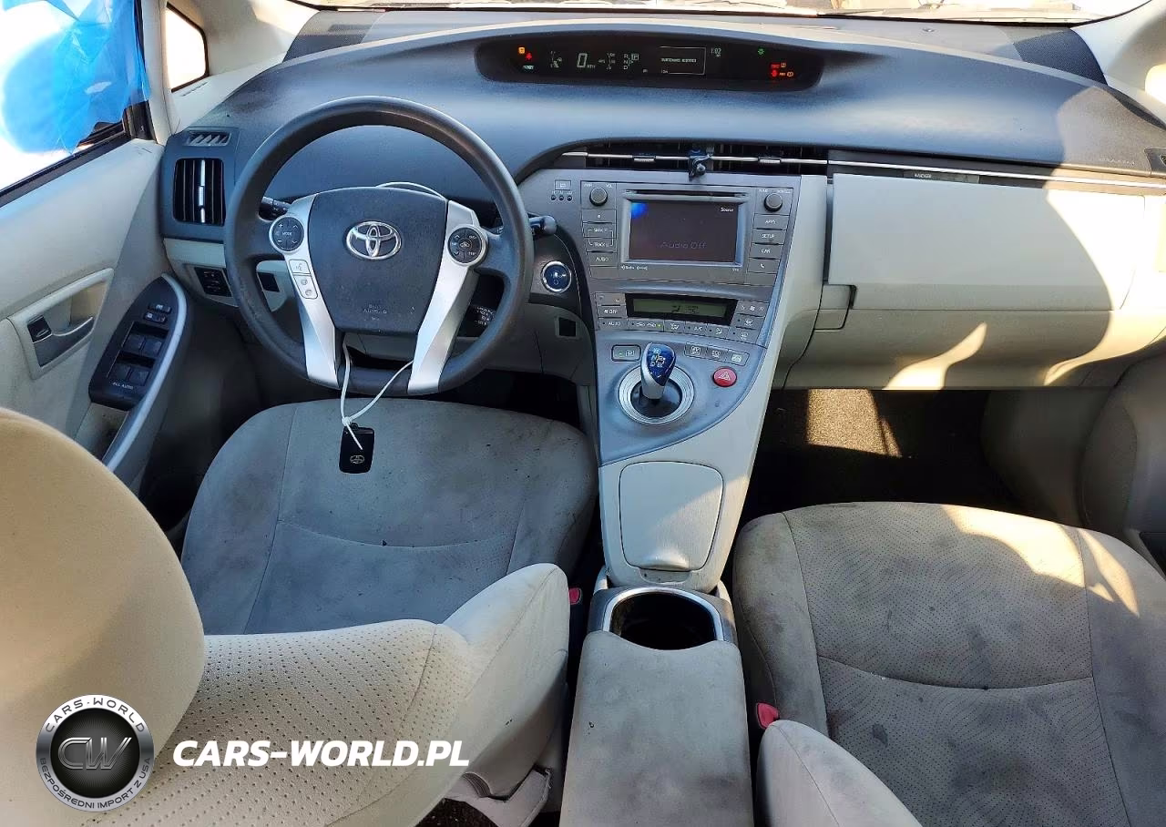 2012 Toyt Prius VIN:JTDKN3DU5C1556800 - 8
