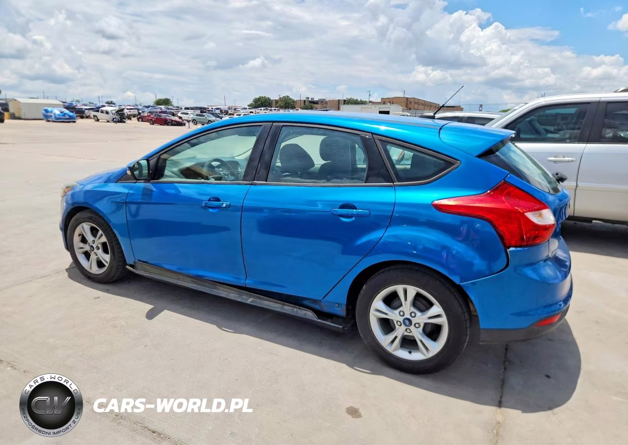 2014 Ford Focus Se VIN:1FADP3K28EL207969 - 2