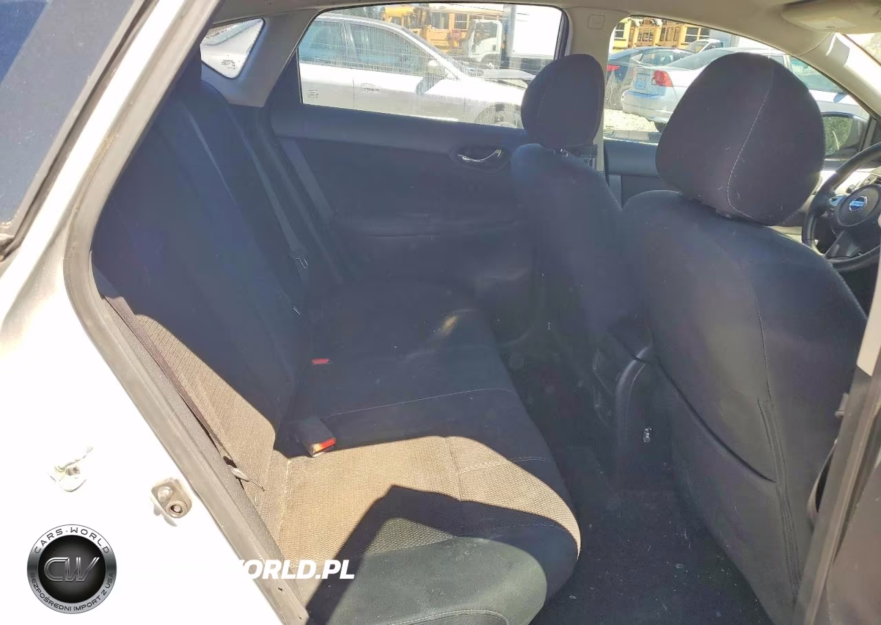 2018 Nissan Sentra S VIN:3N1AB7AP9JY203191 - 10