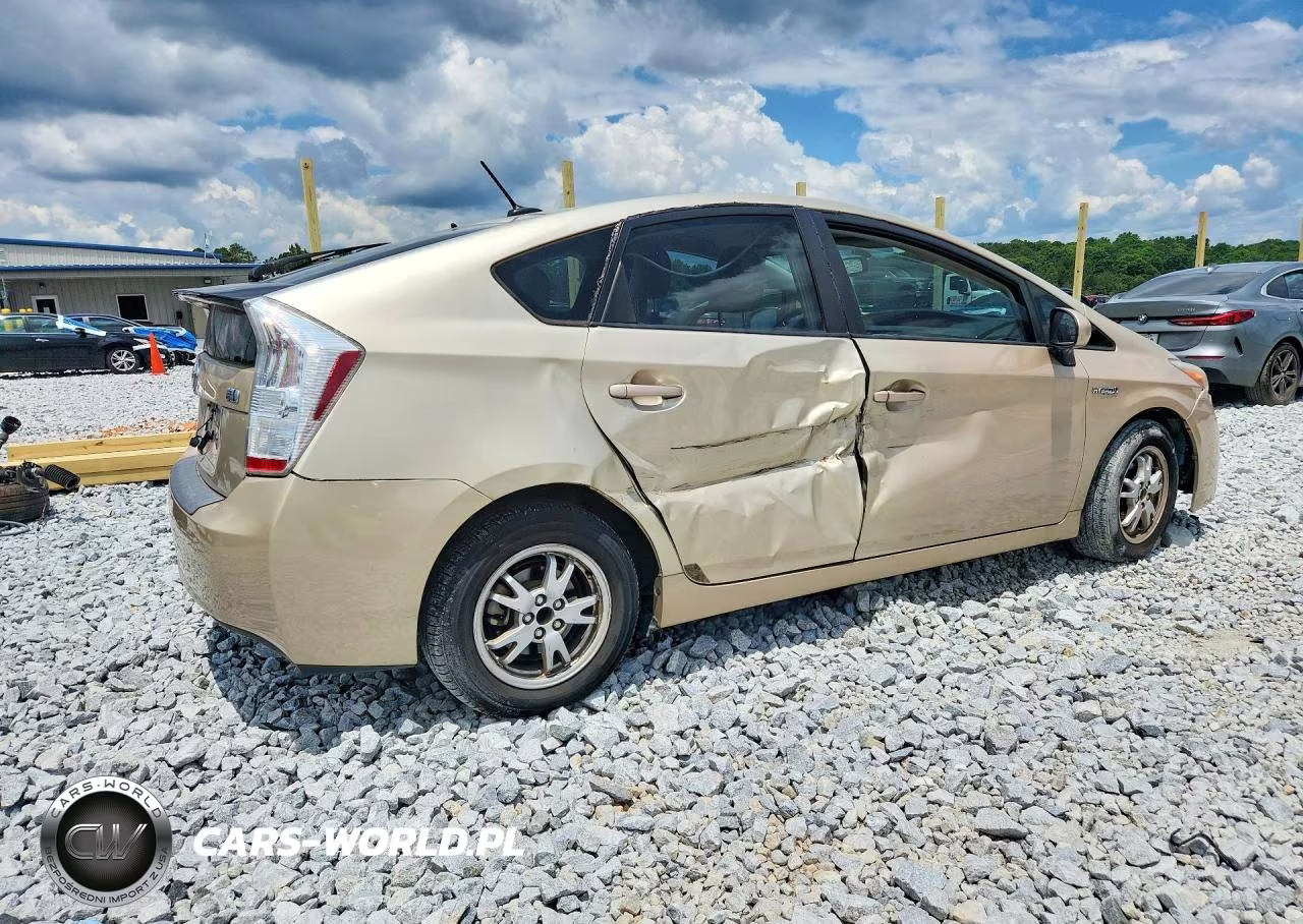 2011 Toyota Prius Four VIN:JTDKN3DU1B0312789 - 3