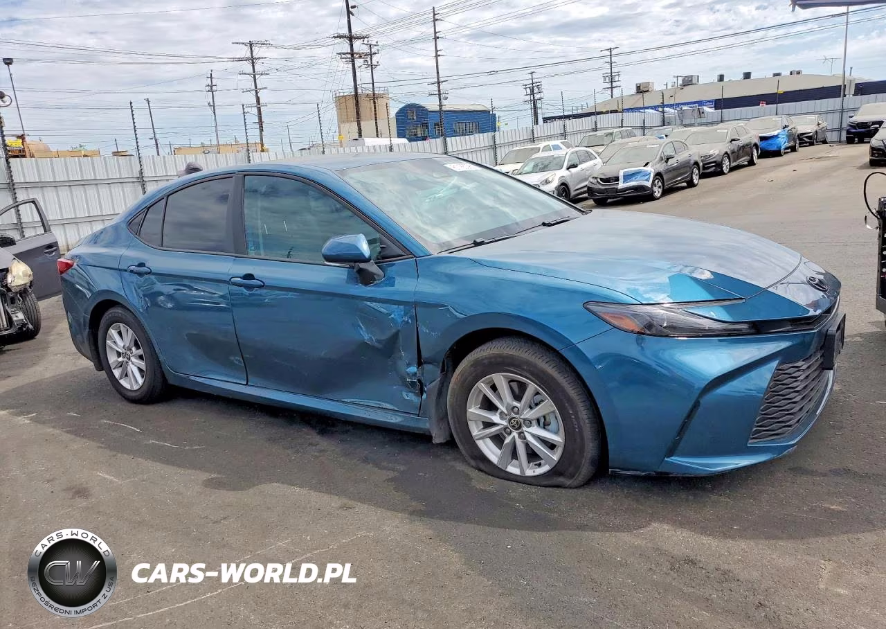 2025 Toyota Camry Le VIN:4T1DAACK8SU643608 - 4