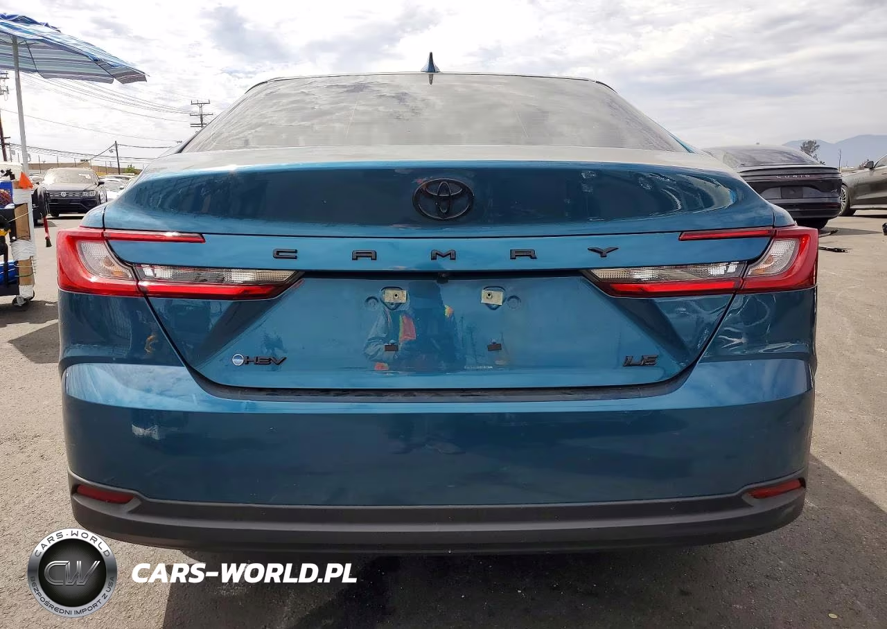 2025 Toyota Camry Le VIN:4T1DAACK8SU643608 - 6