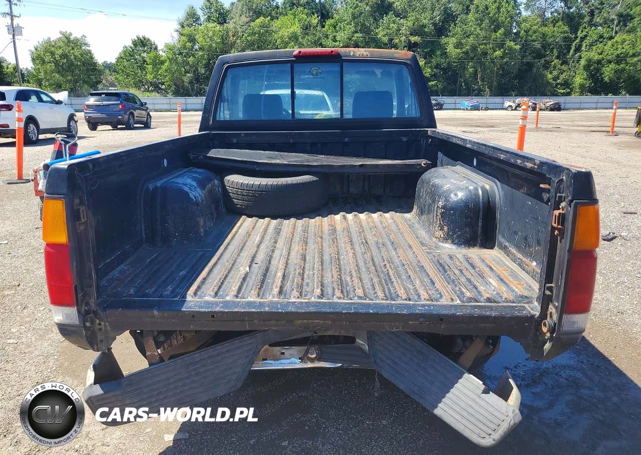 1996 Nissan Truck Base VIN:1N6SD11S4TC386151 - 6