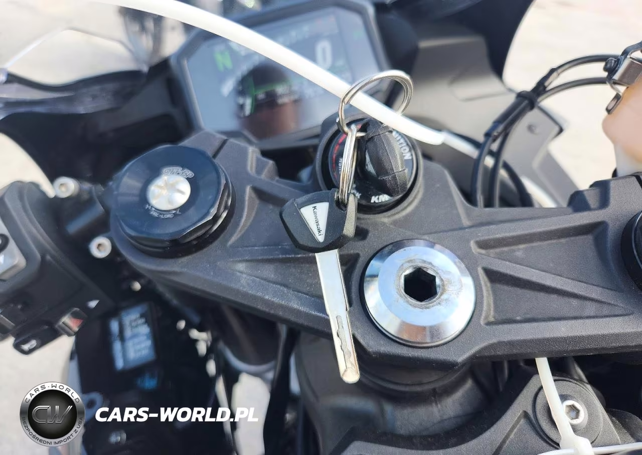 2025 Kawasaki Zx636 VIN:JKBZXJK13SA009017 - 8
