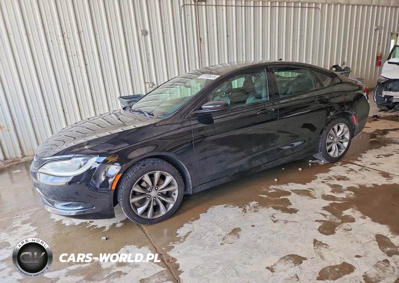 2015 Chrysler 200 S – zdjęcie 1 z 12
