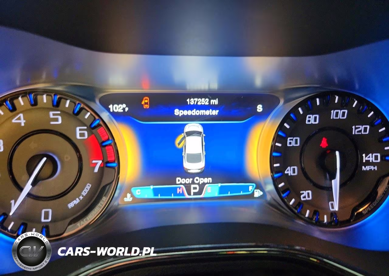 2015 Chrysler 200 S VIN:1C3CCCBB1FN727118 - 9